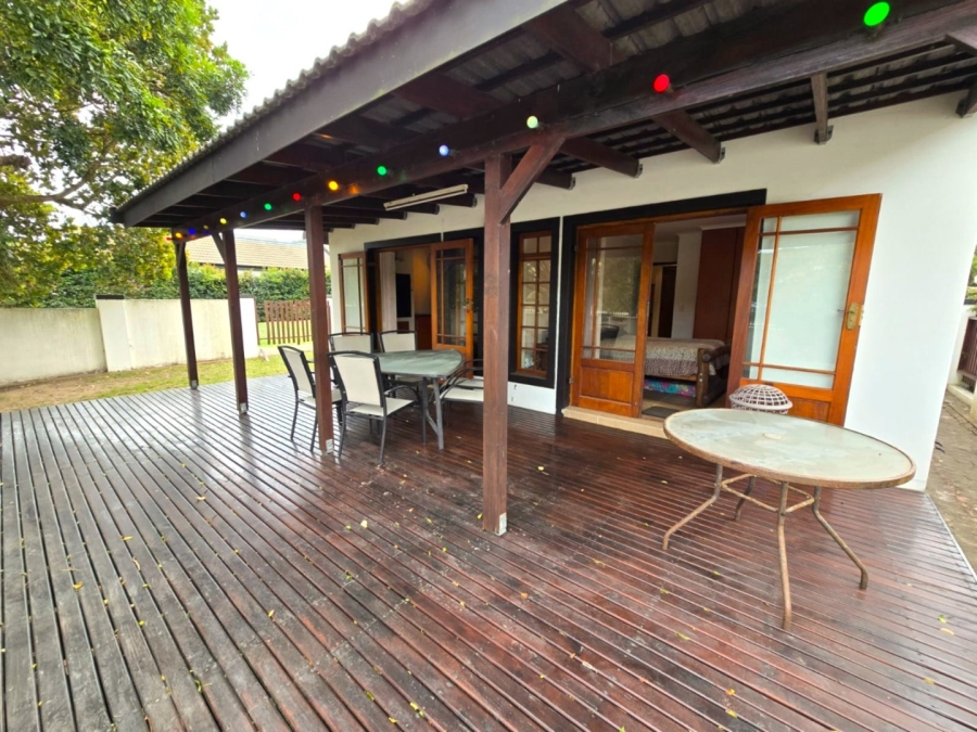 2 Bedroom Property for Sale in Sedgefield Central Western Cape
